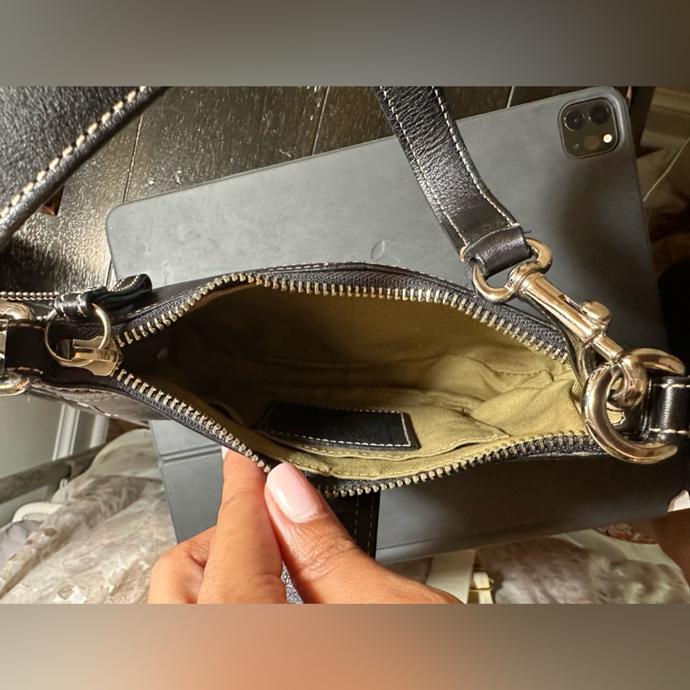 Authentic Mini Coach Hampton Soho Shoulder Bag (#… - image 5